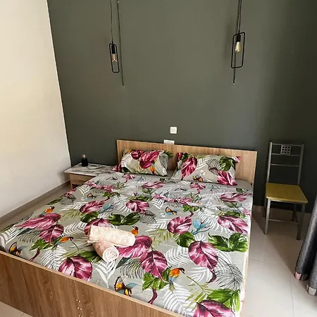 Air-conditioned In Sliema Few Minutes From Beach Self Check In And Check Out Séjour chez l'habitant Gzira